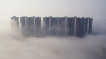 读特记者直击荆州战疫·第九日 | 待雾散时，我期待记住你摘掉口罩的模样