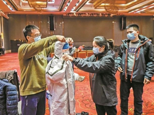 读特记者直击武汉战疫｜实战培训，医疗队“提速”上岗