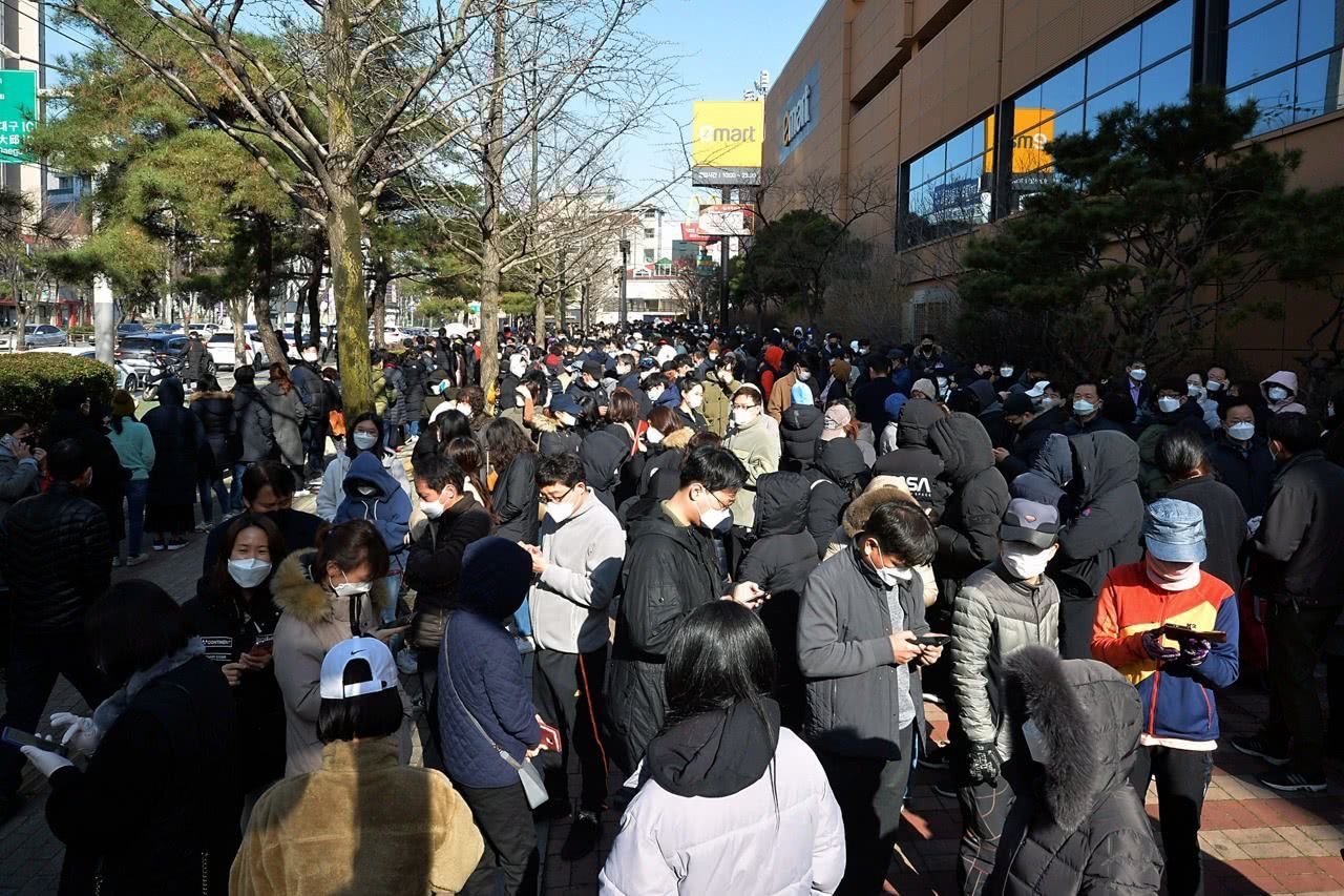 实地探访韩国首尔：口罩较充足  每只18至28元人民币不等