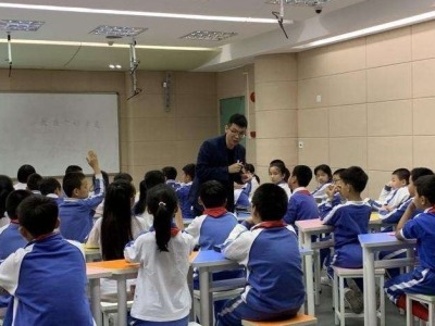 （重）2月17日深圳小学、初中有条件的义务教育学校可开展在线教学