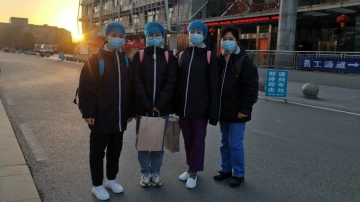 读特记者直击荆州战疫·第五日｜晨曦中，年龄最小的三个90后丫头首发上阵！