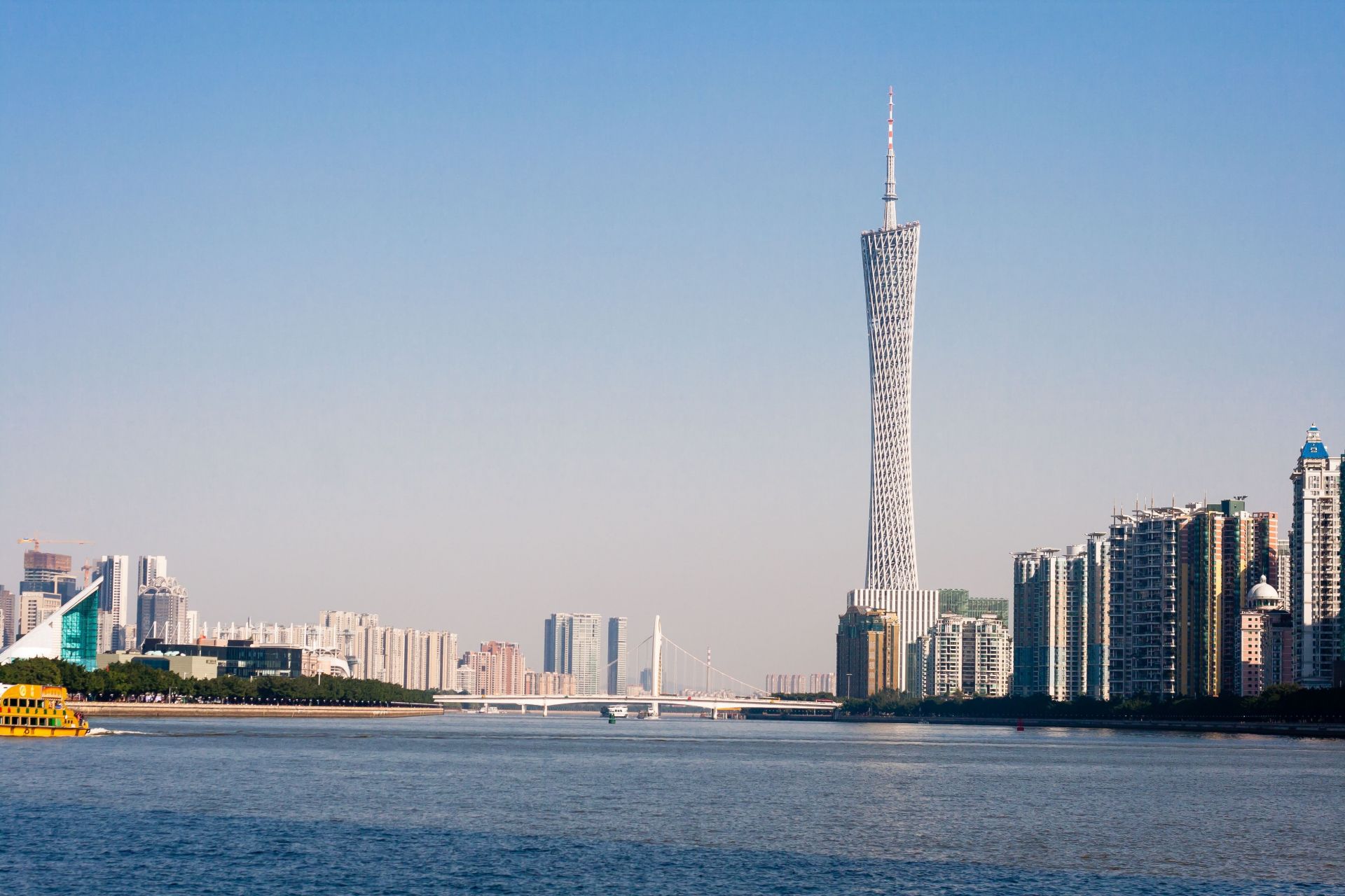 广东省委省政府印发《关于统筹推进疫情防控和经济社会发展工作的若干措施》