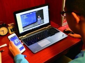 网上学习不是“抢跑”​！不得强制学生每天“打卡”和上传学习视频
