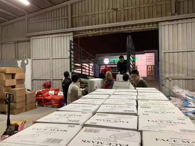 抗击疫情 基层行动|他从各地紧急采购百万个口罩驰援武汉