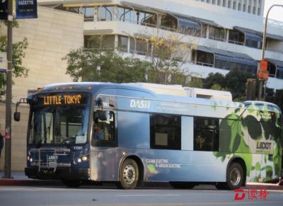 比亚迪拿下美国最大单笔电动巴士订单