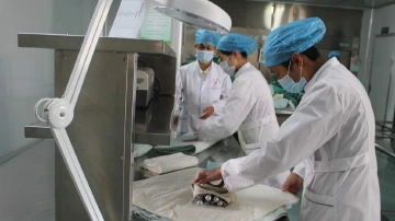 湖北一半以上确诊病例都用中医药治疗 已显示一定成效