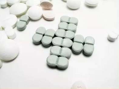 泰国联合用药治愈一例新型冠状病毒感染者 治疗方案仍需验证