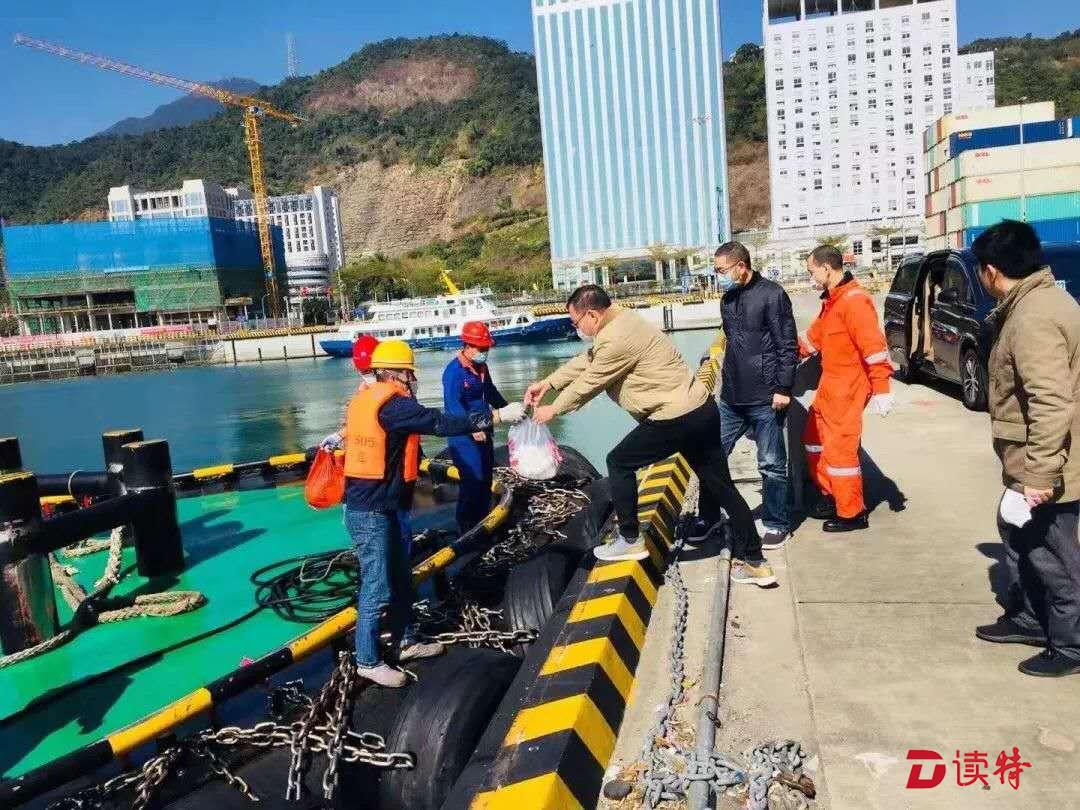 众志成城抗击疫情，全天候不停工不停产！