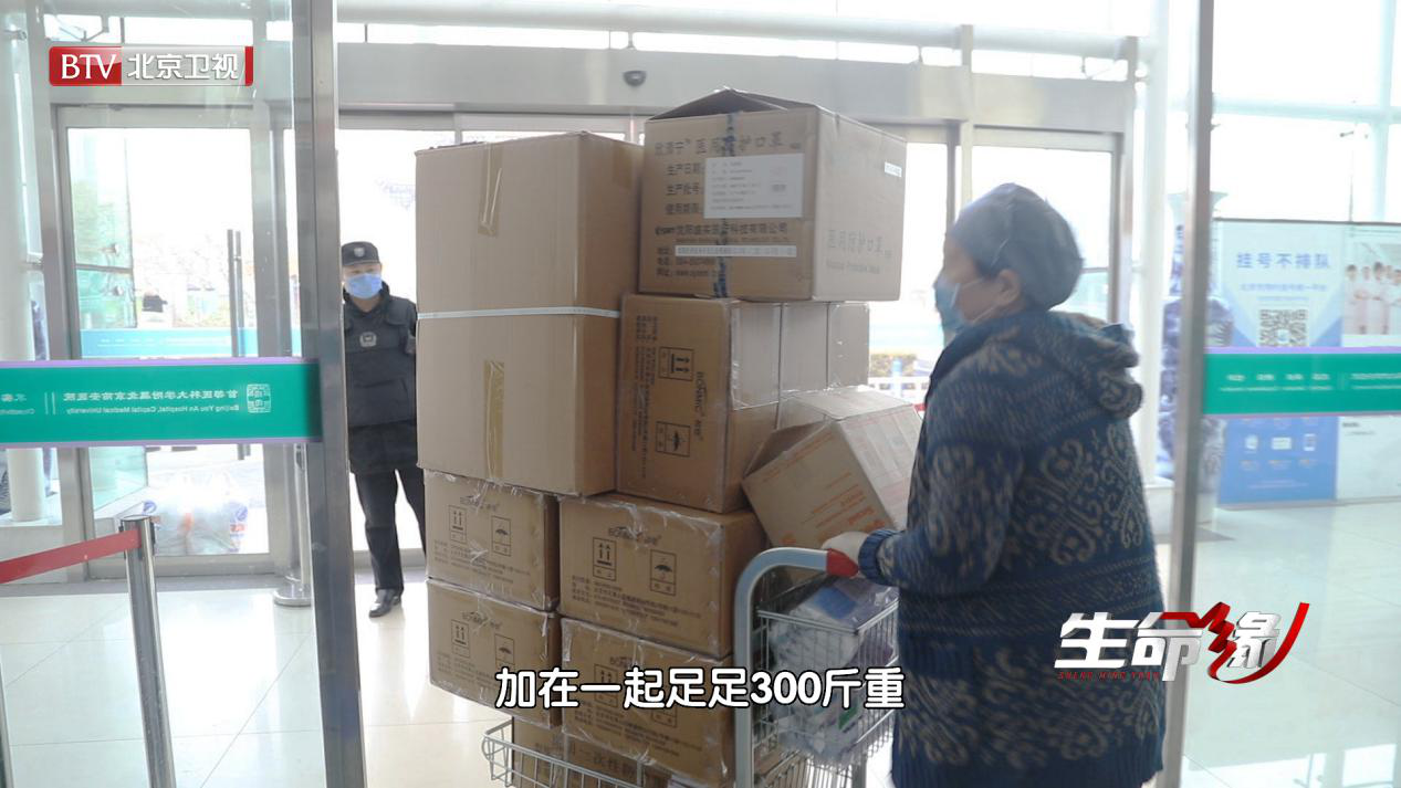 今日《生命缘》：百米长的狭窄走廊，是这位护士的一线战场