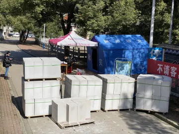 读特记者湖北直击｜防控力度“硬”升级 生活保障成居民关注焦点