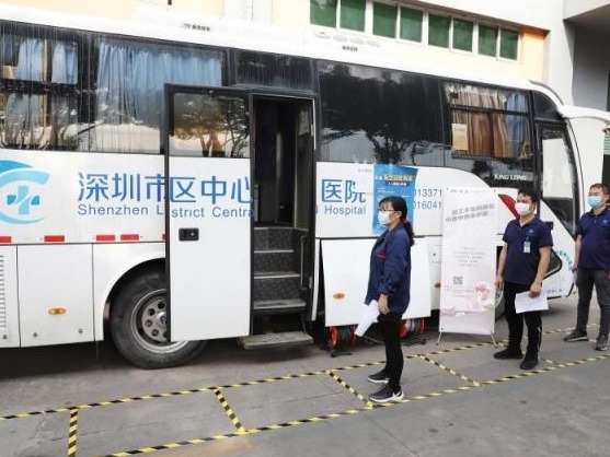 龙华区中心医院流动体检车上门服务 为企业员工提供入职体检