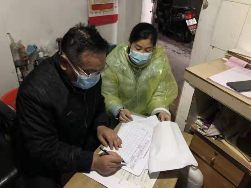 玉塘组建楼长督导小分队投身防控一线