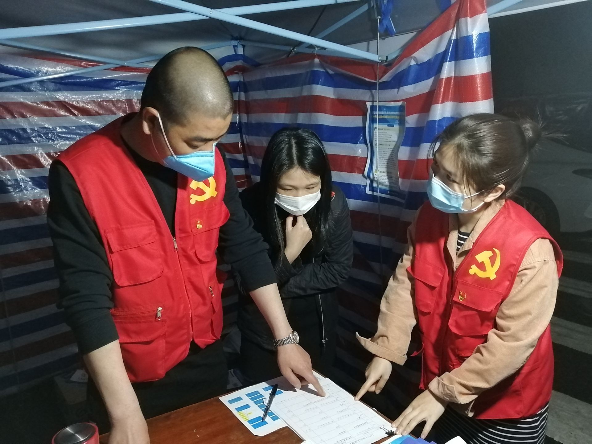 战“疫”一线 选调生也是“排头兵”