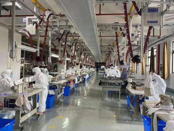 应对返粤高峰、保障复工复产、全力支援荆州：广东，共克时艰有担当