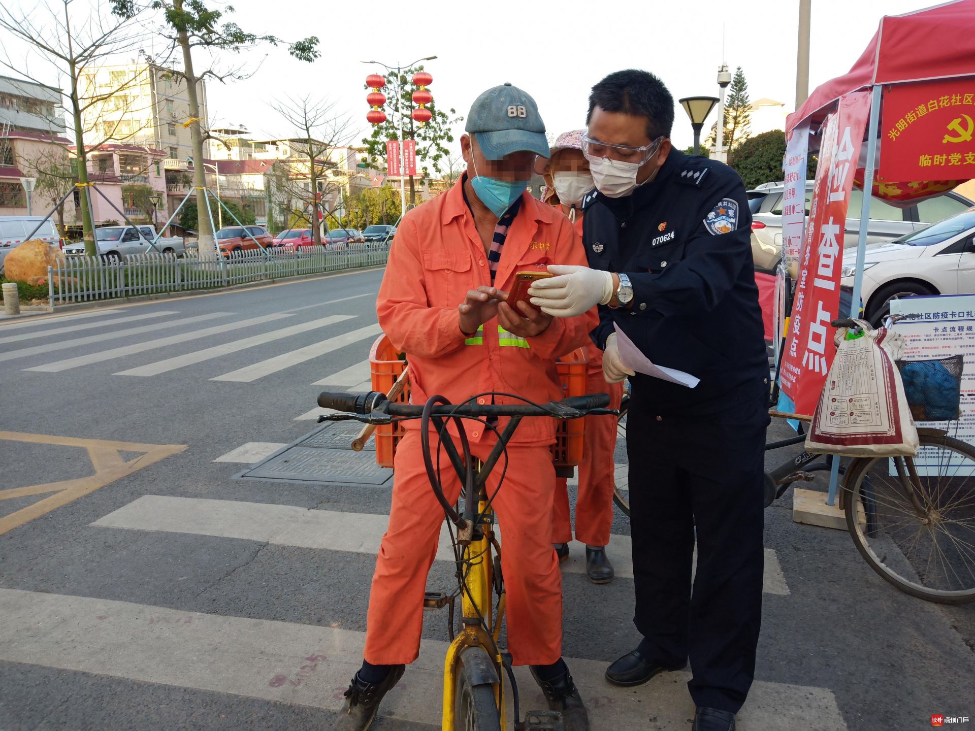 光明抗疫于忠伟：转业从警不褪色，疫情防控冲在前  