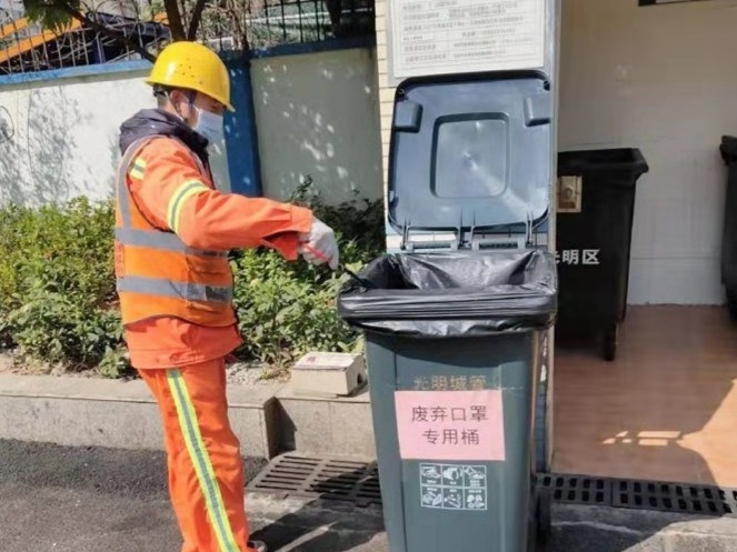 凤凰400余名环卫工 坚守一线齐心“战”疫