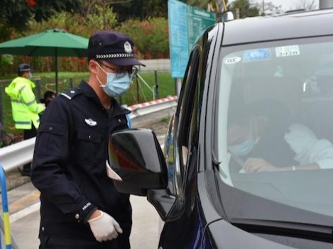 警医夫妻档：你我各守一处，心向同一目标