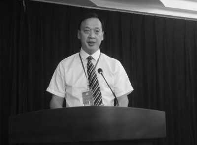 湖北省卫健委向在抗疫中染病去世的刘智明医生表示深切哀悼
