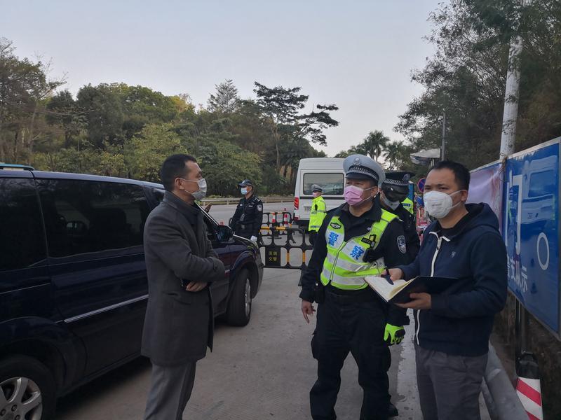防疫一线的警察群像丨治安巡警支队符史海：“站好每一次岗，迎接疫情带来的挑战。”