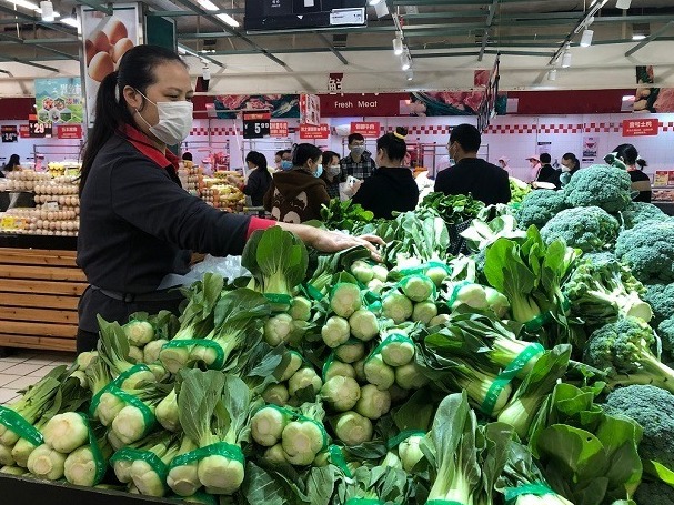 深圳人宅家办公线上买菜订单激增 华润盒马美团应对各有高招