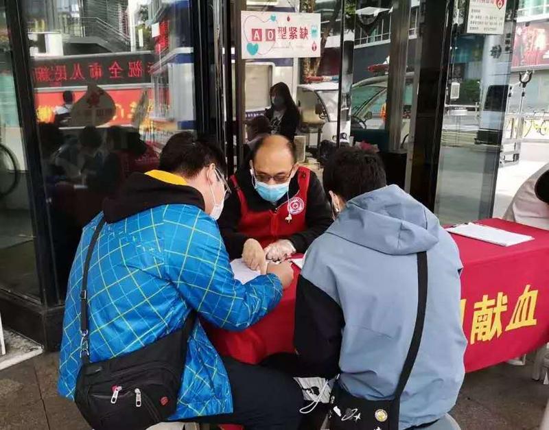 疫情期间献血安全吗？血液中心想了很大办法“防感染”