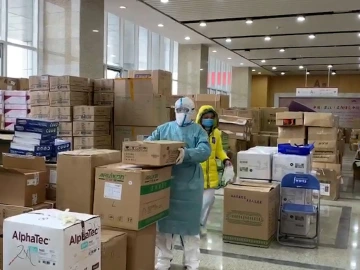 【阿唐哥VLOG】实拍方舱医院日常：洗个护目镜要7步