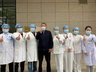 （重稿）深圳新增9名新型冠状病毒肺炎确诊患者出院，一对父女同时出院