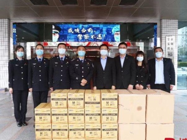 爱心企业向福田警队捐赠6000份防疫保险