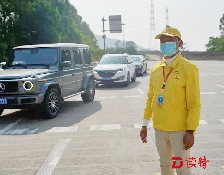 东莞退伍军人当志愿活动的“大家长”