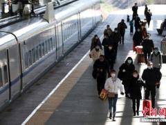 官方：40天春运发送旅客14.76亿人次 同比下降50.3%
