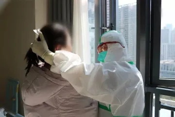 彻底“排雷”！深圳免费为所有居家隔离者上门检测新冠病毒核酸  