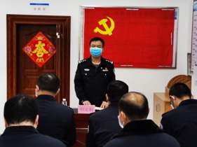 深圳监狱民警：我要和你一样在第一线作战