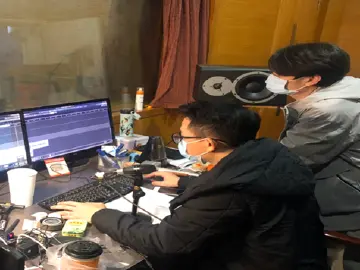 宝安西乡文艺工作者：白天下一线 晚上忙创作