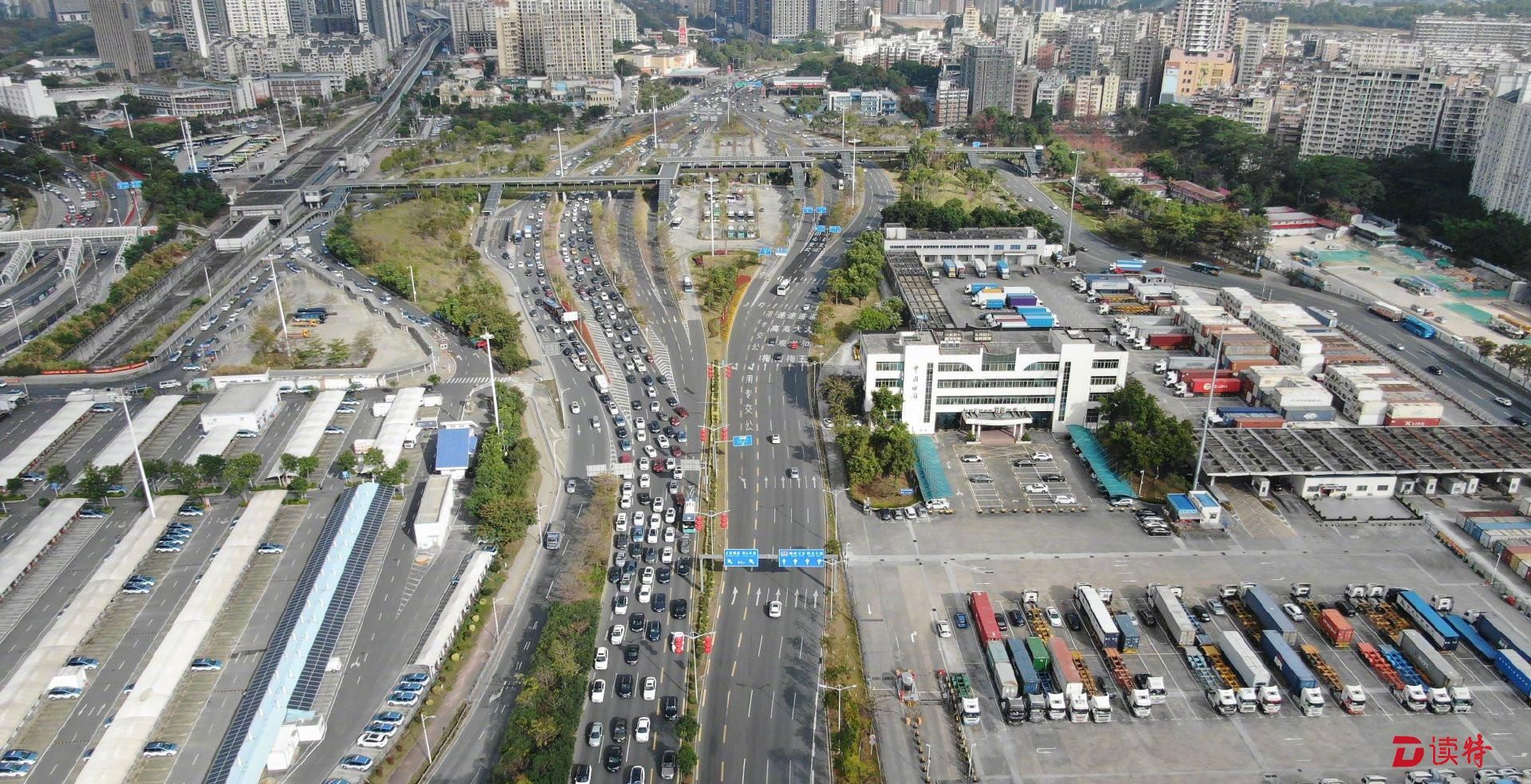 春节之后深圳道路交通首现早高峰