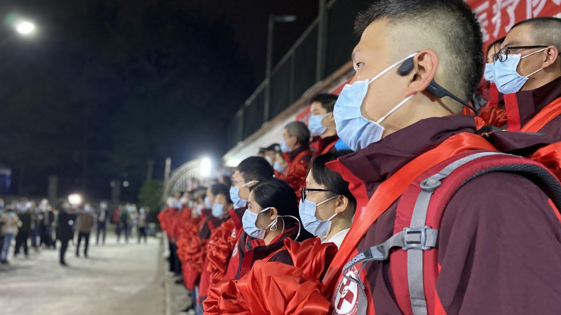 再度披甲赴荆楚，不灭“新冠”终不还！南方医院再派81人医疗队驰援湖北