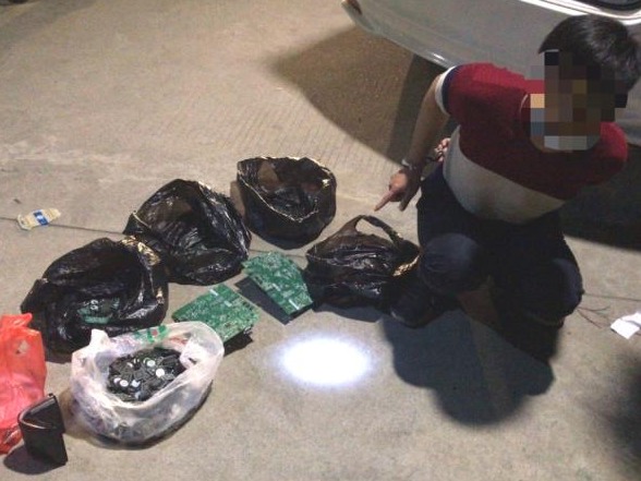 宝安一名男子与外人合谋，主动加班到深夜竟然是为了……