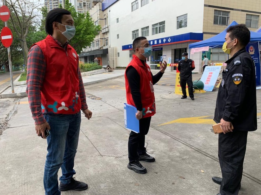 龙城街道尚景社区党委书记付天赐：在战疫中守护家园的领头雁