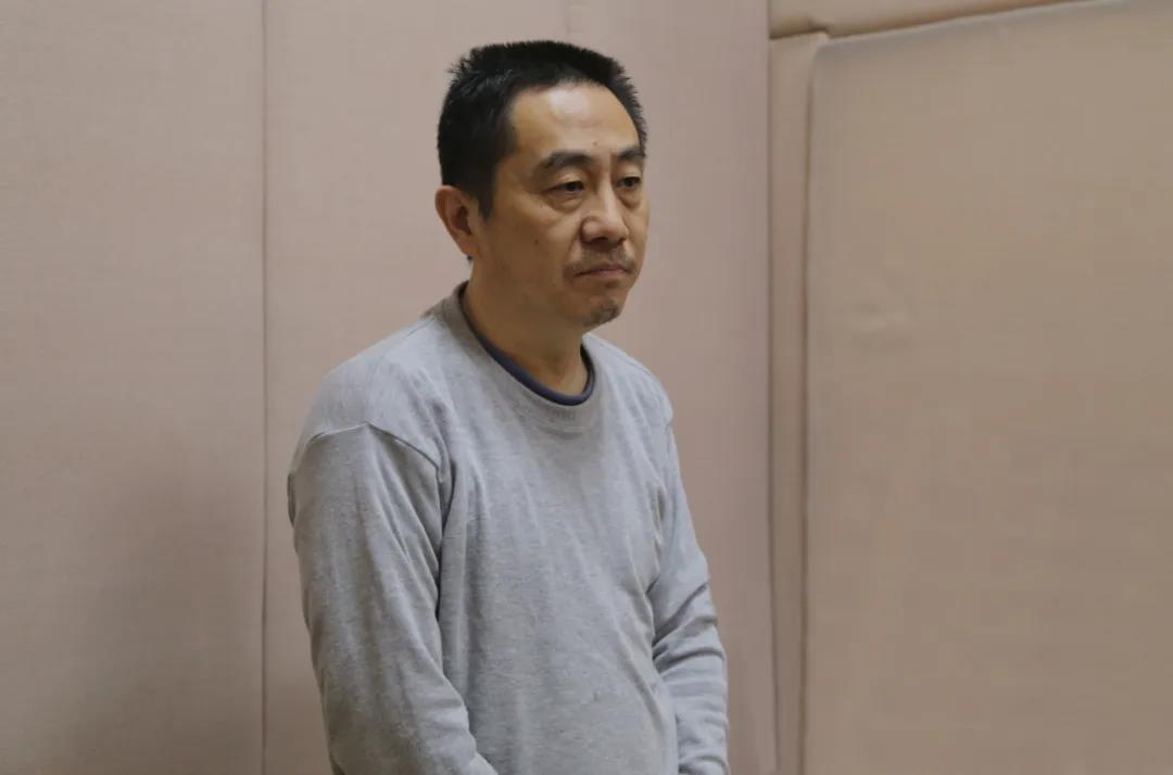90万炒房获利千万，山东干部落马后仍心心念念扣押的茅台酒