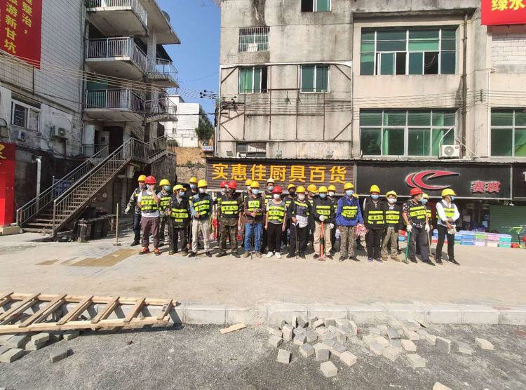 打响复工控违工作“第一枪”！吉华街道拆除违建约1000平方米