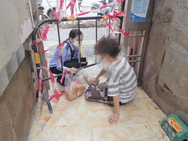 男子朋友圈发厌世言论，光明区公明网格员火速解救