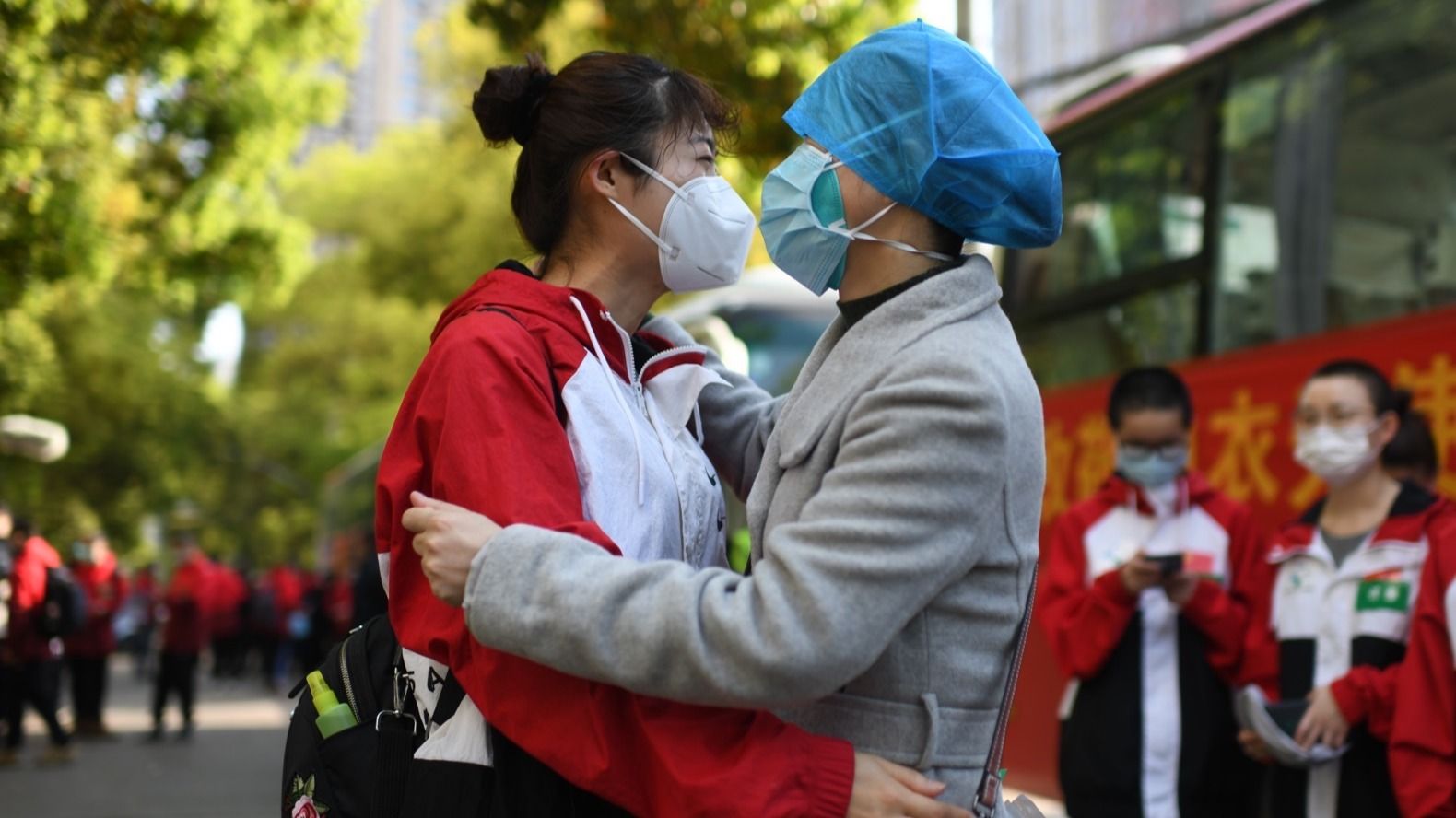 直播·全程回顾｜广东第一批支援湖北医疗队平安归来