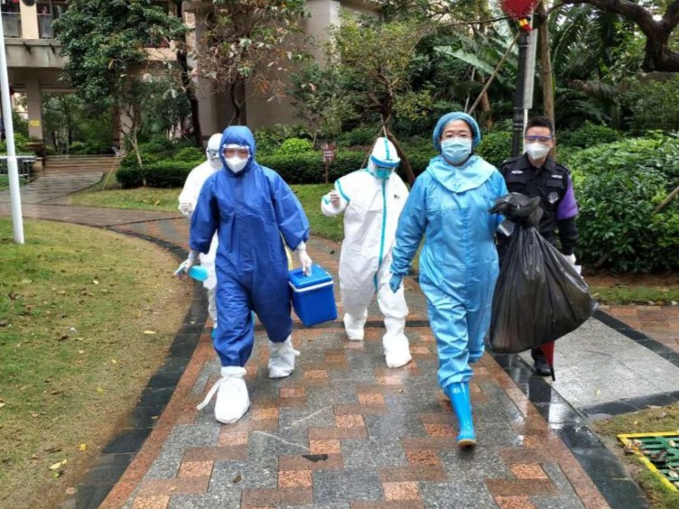 横岗街道松柏社区党委副书记黄梅：社区里的最美“守护者”