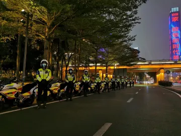 深圳援鄂医疗队回家了！深圳交警全程护航