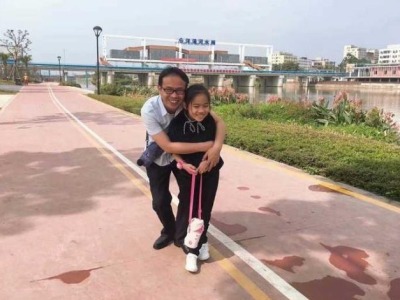 ＂我们的心连在一起＂——9岁女孩从高州寄往深圳的家书