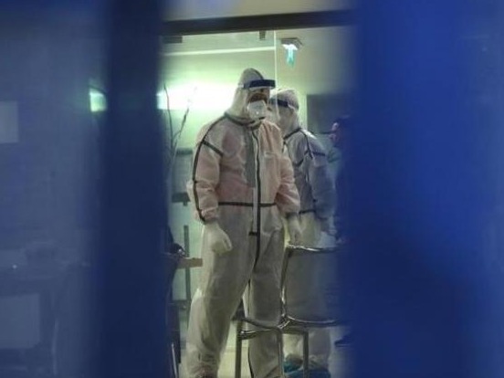 意大利新增4207例累计确诊35713例，新增475例死亡