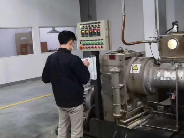 深圳社会组织党组织当好复工复产的服务员