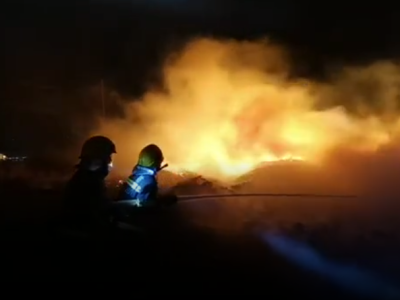 西昌森林大火蔓延危及市区，6个支队430名消防员驰援
