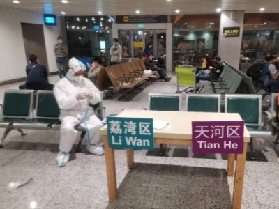 广深珠口岸不眠夜：24小时接送入境旅客