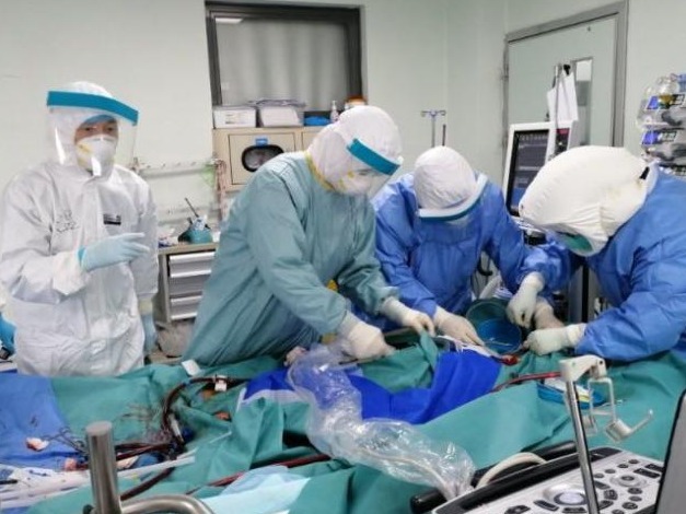 ICU中的ICU：救治重症患者，他们倾尽全力、毫无保留