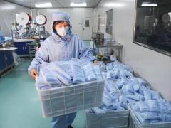 海外网评：口罩日产超1亿只，背后是怎样的努力